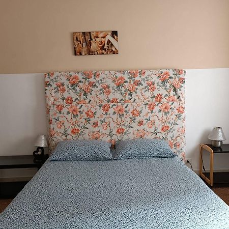 Affittacamere , Rooms Near Trastevere Station Rom Exterior foto