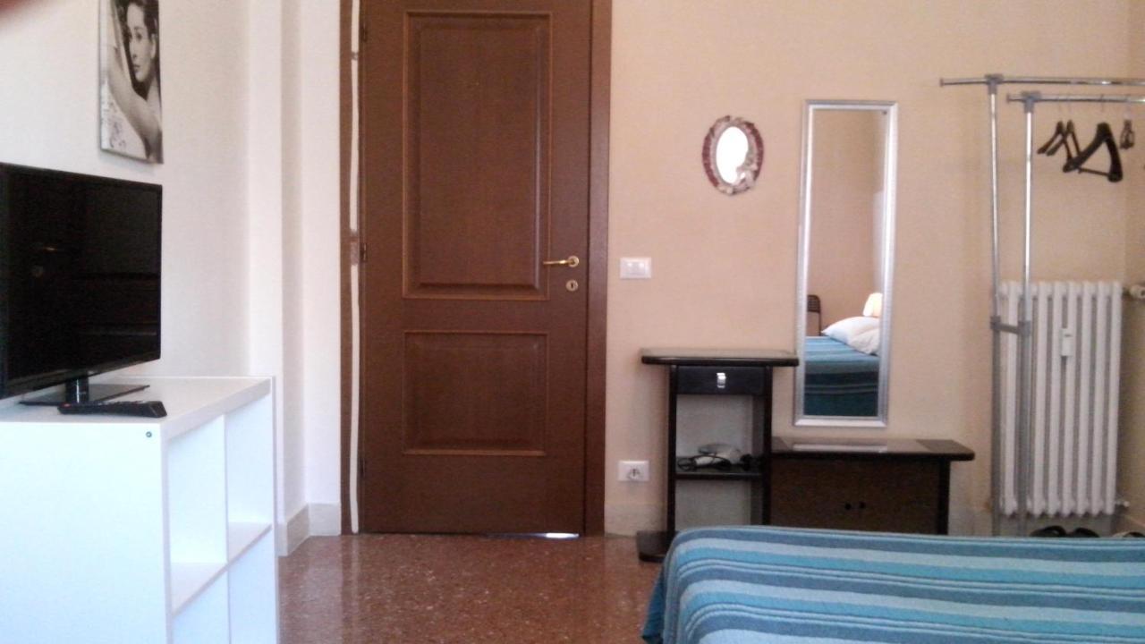 Affittacamere , Rooms Near Trastevere Station Rom Exterior foto